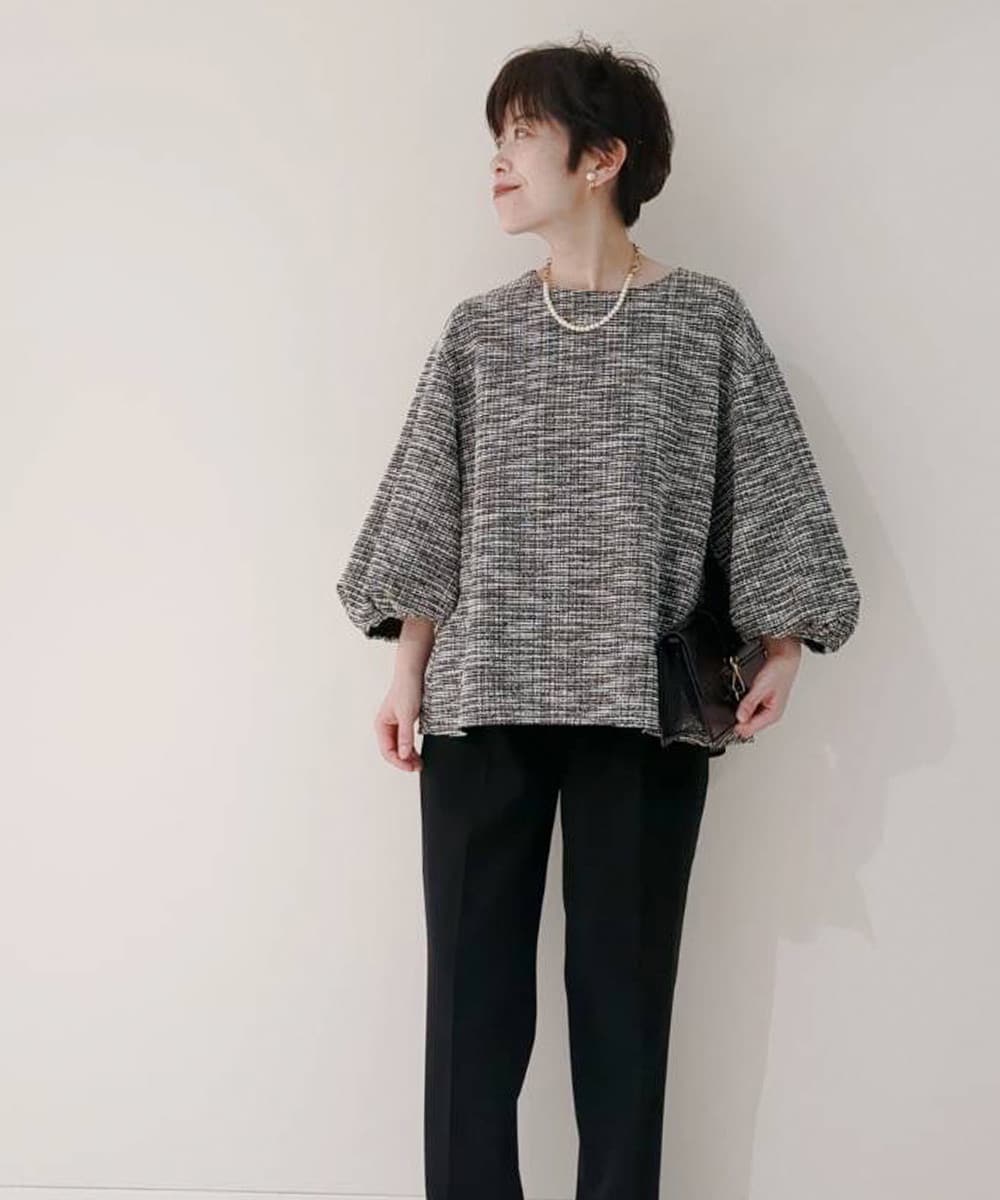 テーパードパンツスタイル