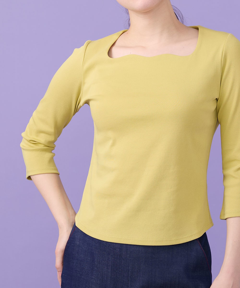 Wave neckline jersey top