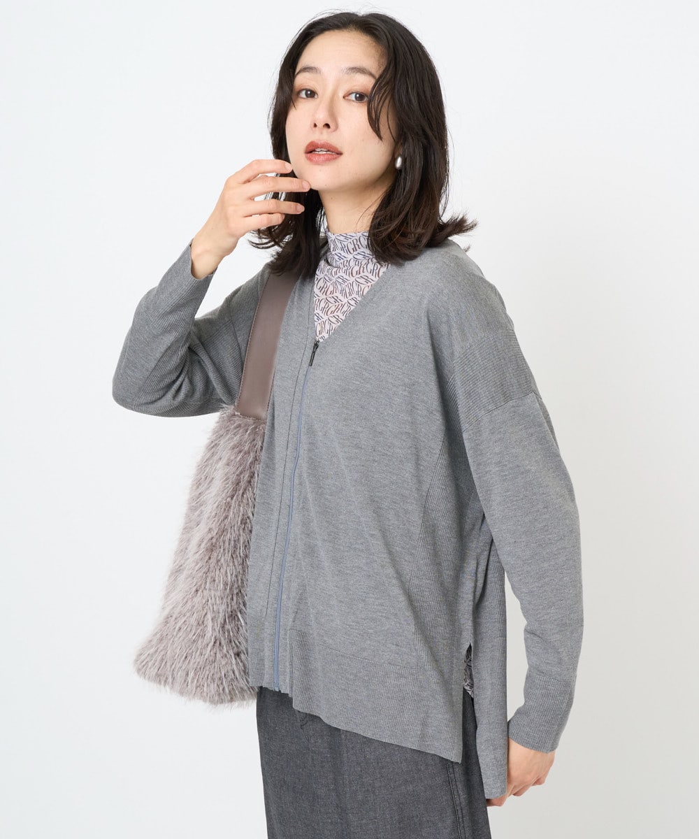 リラックスカーディガンのコーディネート