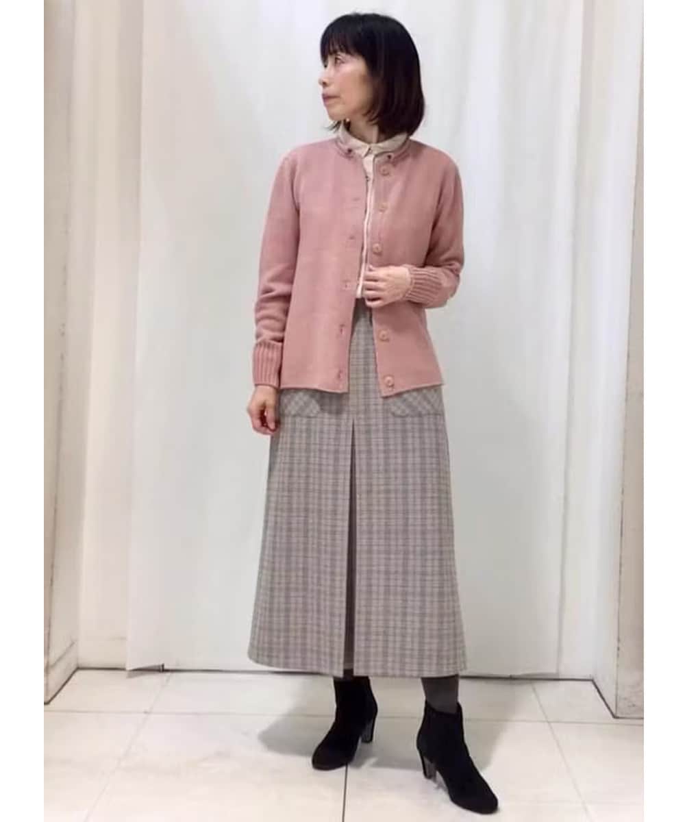 飽きのこないシンプルカーディガン