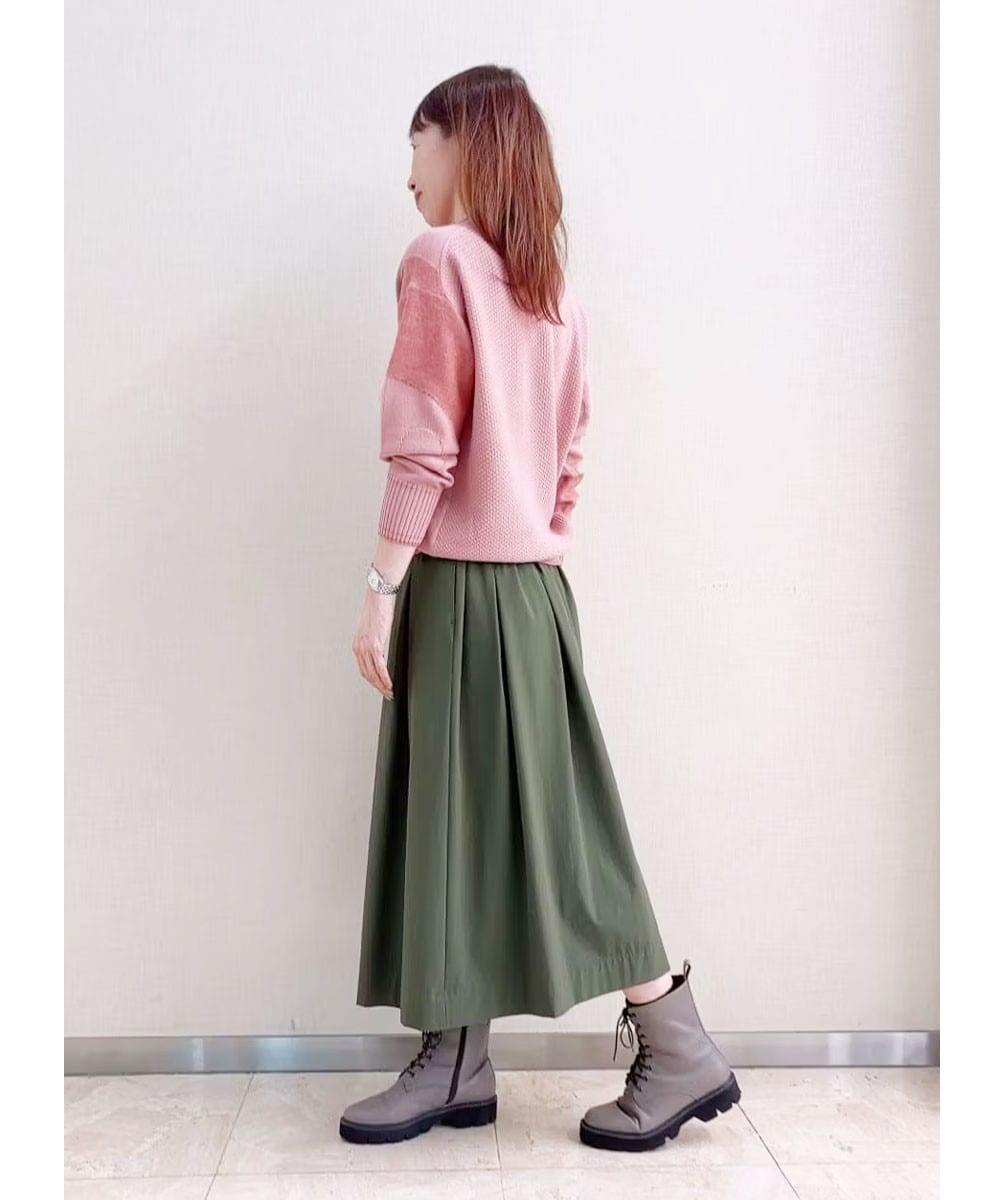 上質なアルパカ混のイタリア半島柄ニット