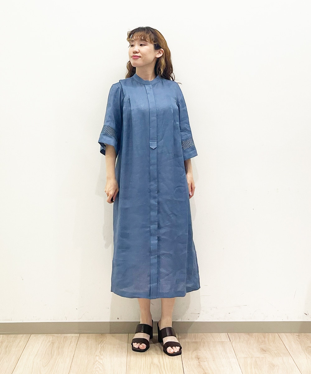 清涼感と抜け感たっぷりの上品なワンピース