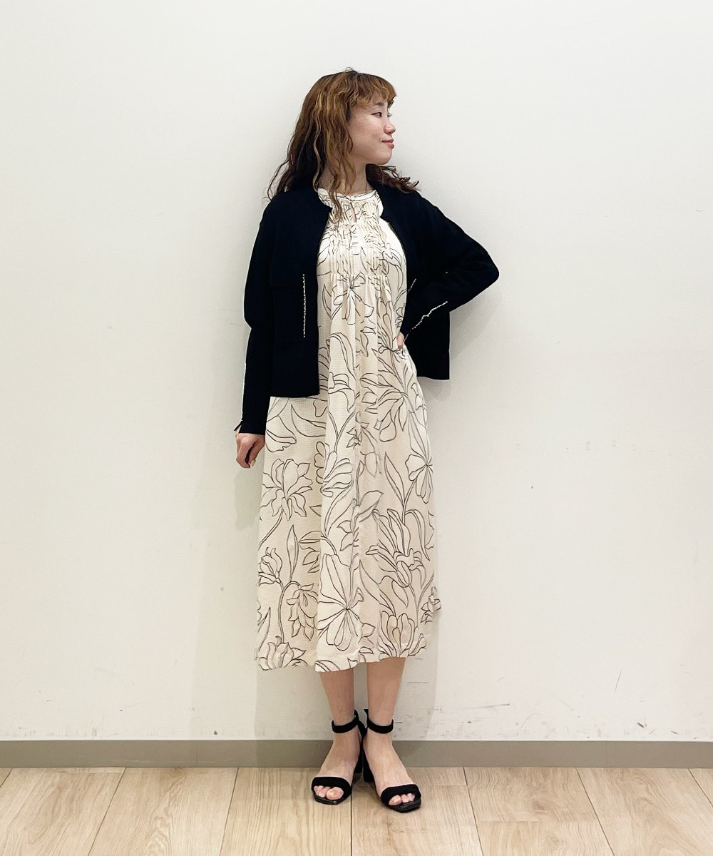 ムード高まる花柄ワンピース