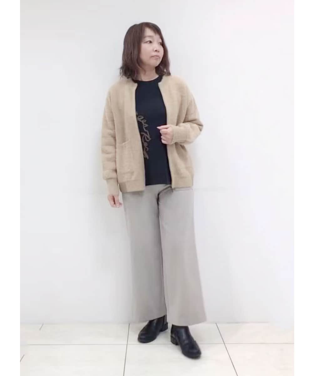 スタイリングを華やかにしてくれる、ふんわりカーディガン