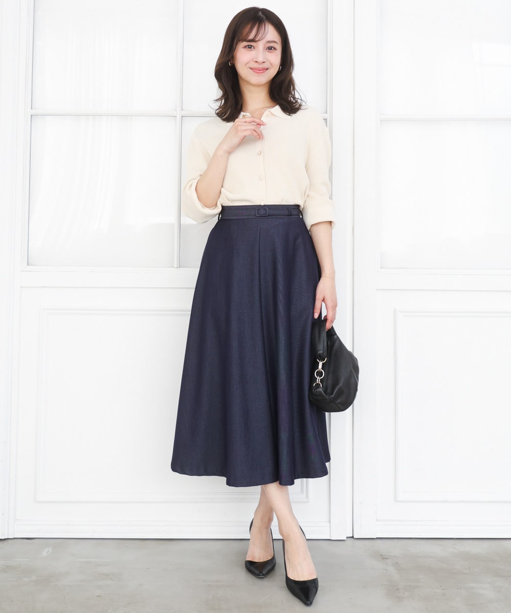 フレアラインが上品な「スカート」