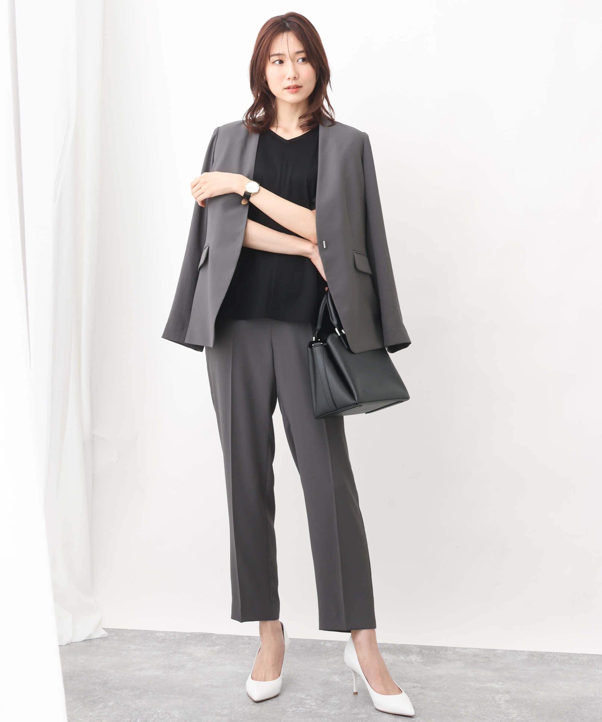 MK ミッシェルクランのノーカラージャケットを使ったコーディネート