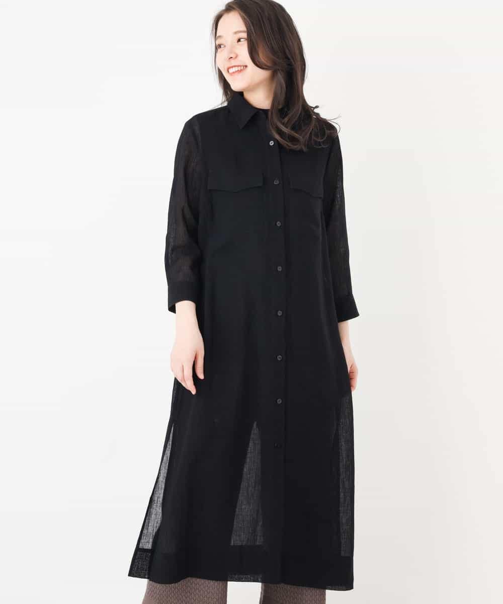 ミッシェルクラン ブラックのロングシャツを使ったコーディネート ワンピーススタイル