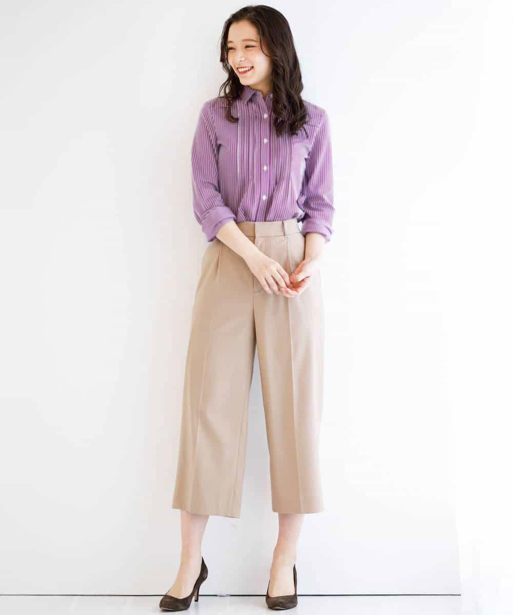 MK ミッシェルクランのワイドパンツを使ったオフィススタイル 2