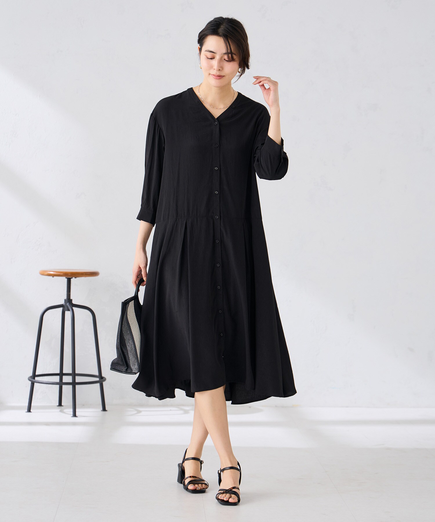 アーヴェヴェのシャツワンピース