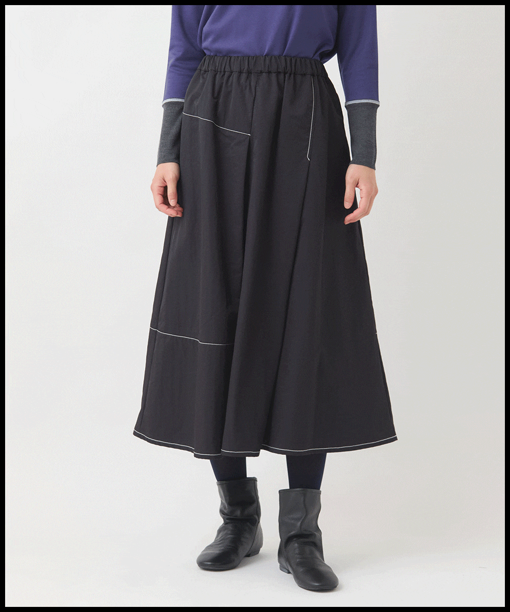 黒のスカートの詳細アニメーション