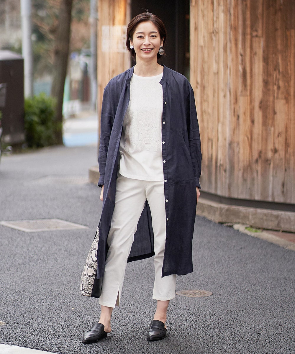 ジョルジュ・レッシュ ネイビーのロングシャツを使ったコーディネート 1