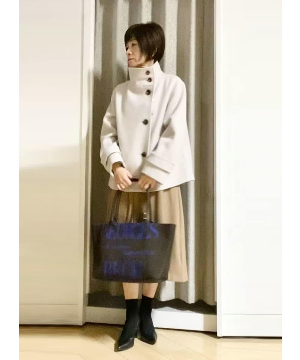 きれいめにもカジュアルにもマッチするコート