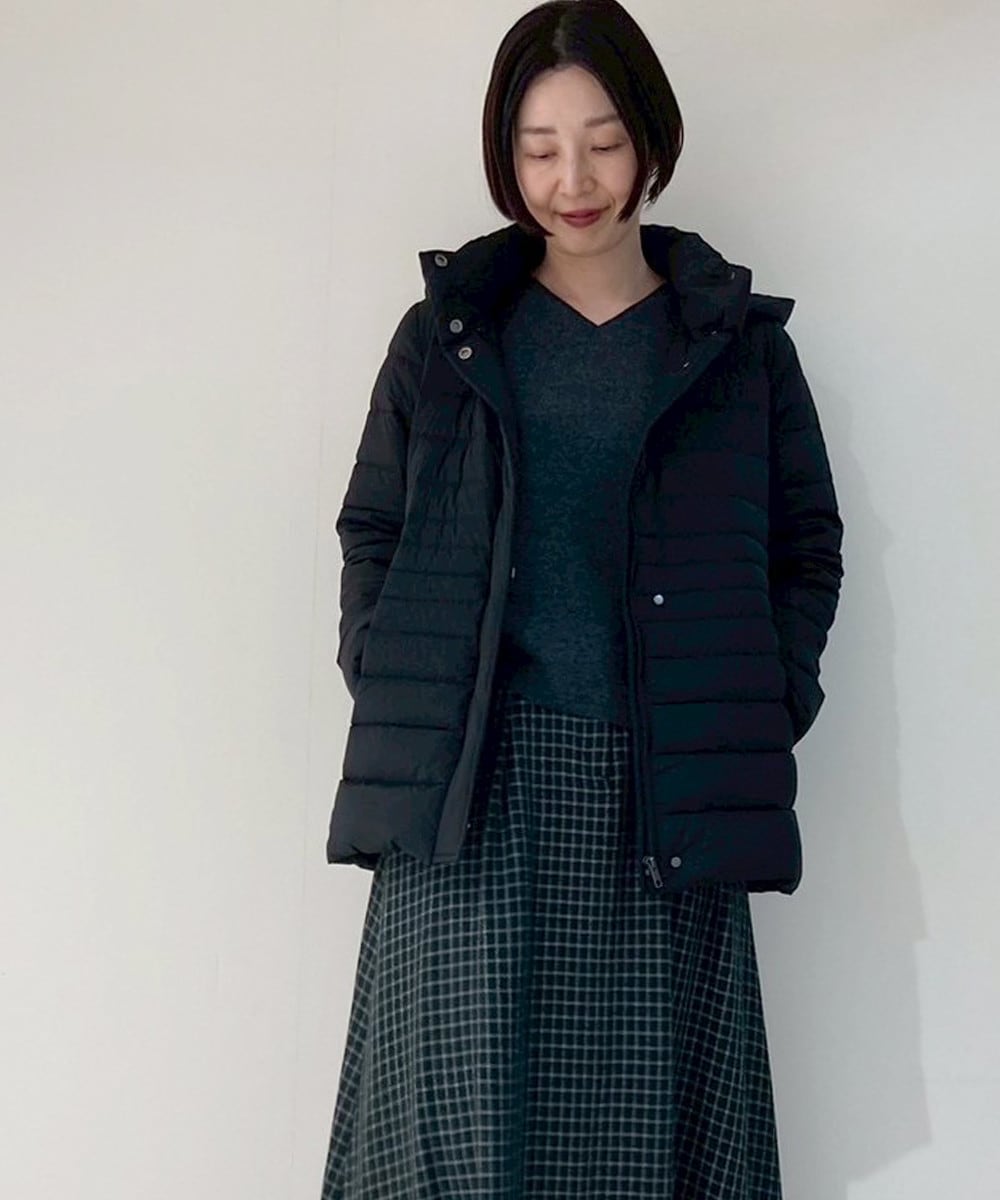 アウターはショート丈ダウンを