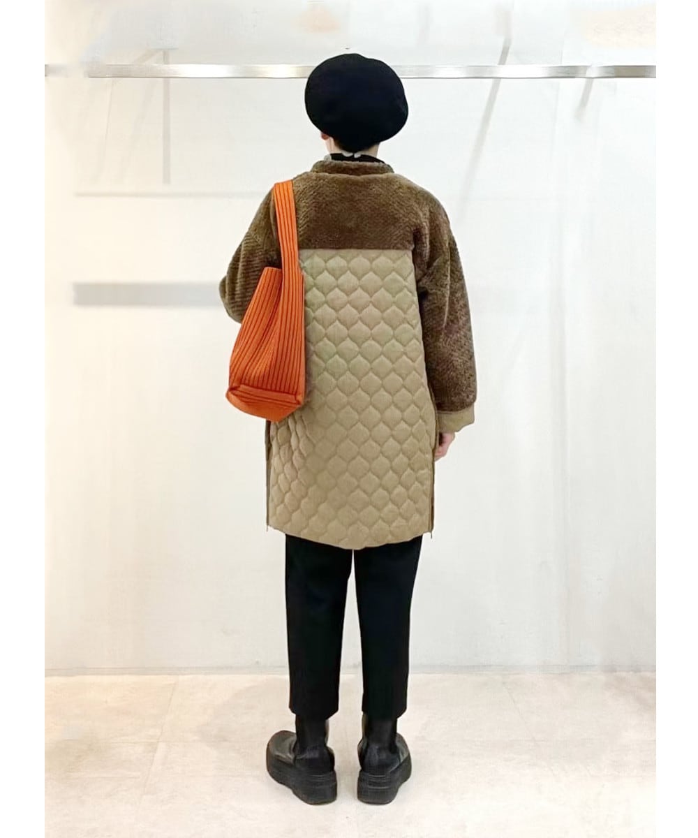 着るたびにワクワクするボアタフタキルトコート