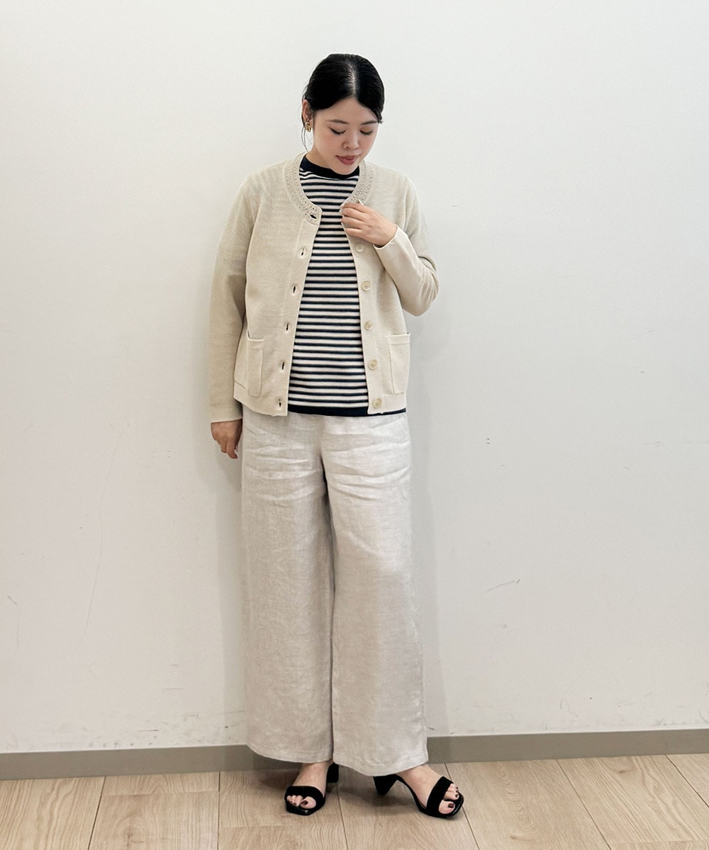 軽快で洗練されたカジュアルコーデ