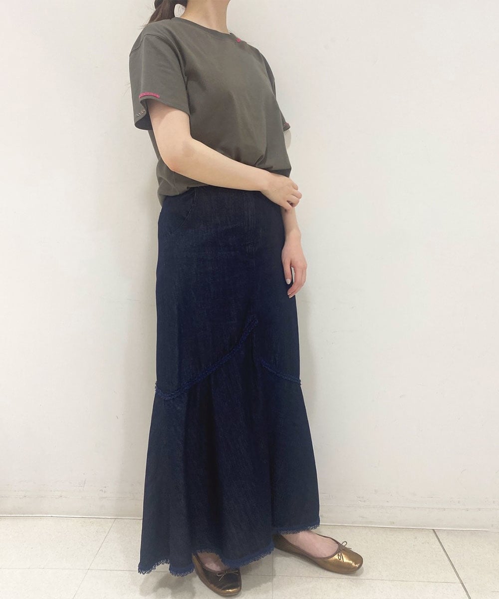 ダーニング風ハンドステッチ パーツリメイクTシャツ