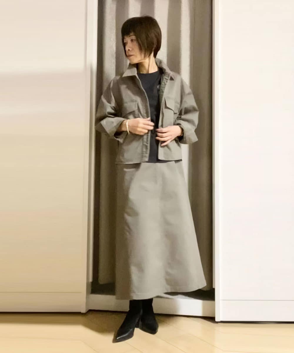 大人のためのモードなチノスカート