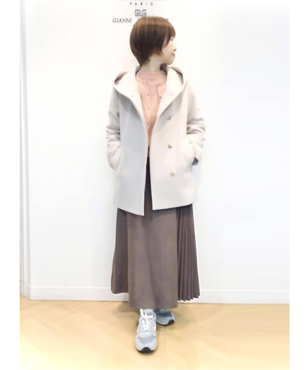 上品な煌めきのラメニットアンサンブル