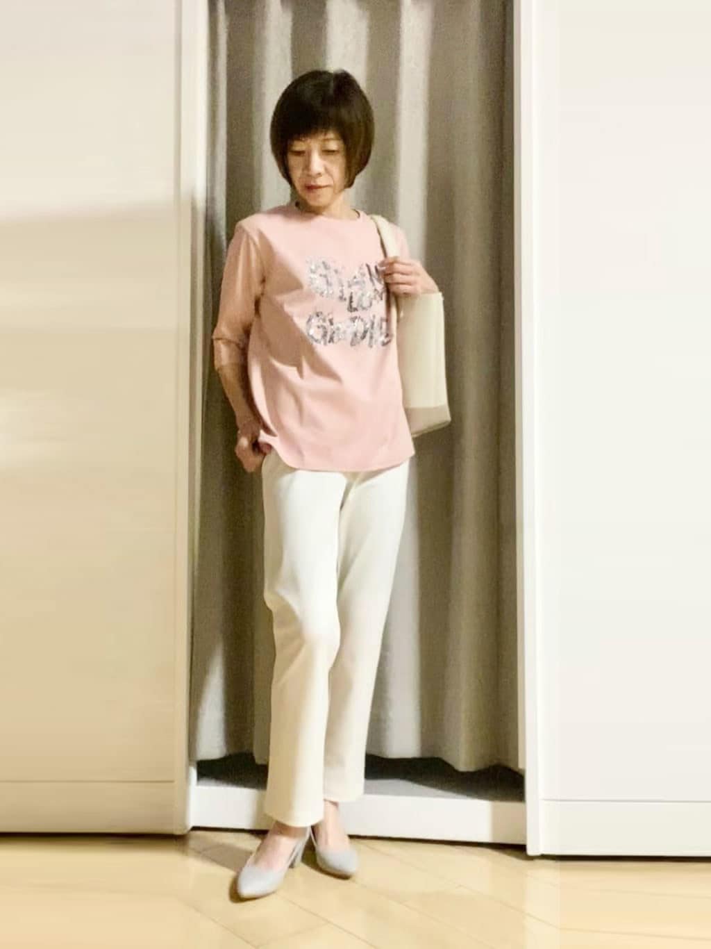 やさしげピンクを差し色に