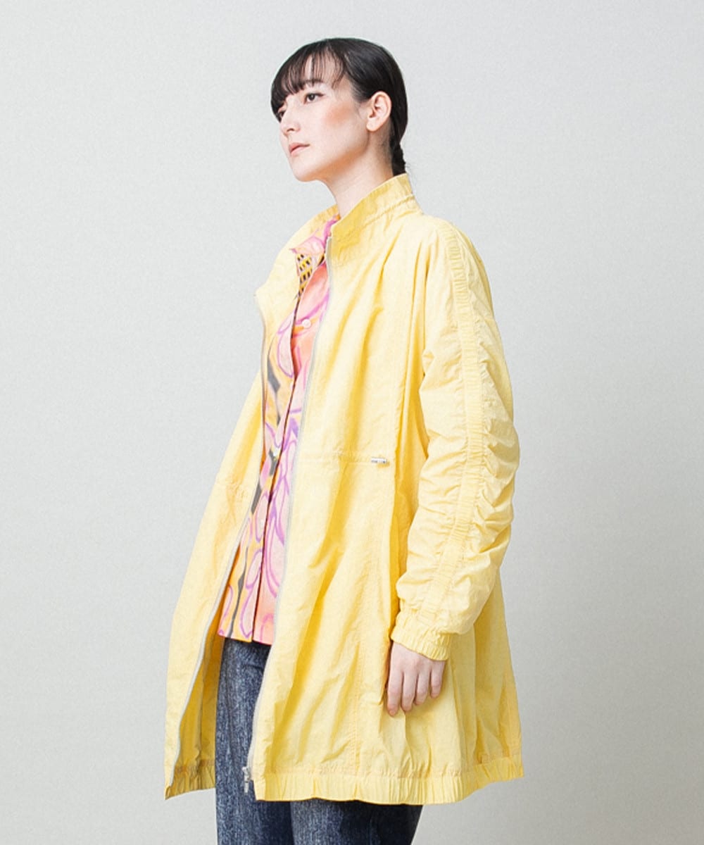 ナイロンタフタスプリングコート