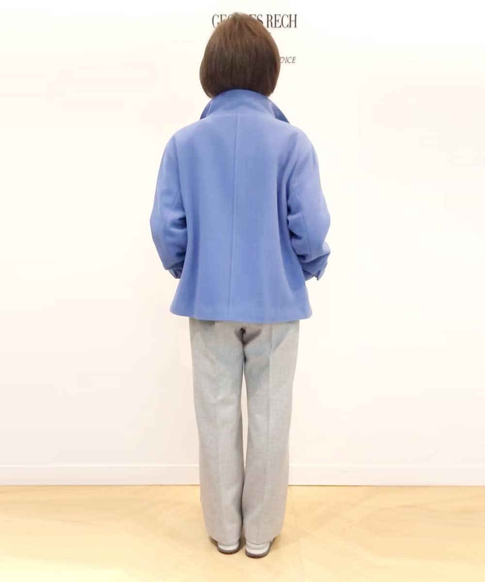 上品な大人のショートコート