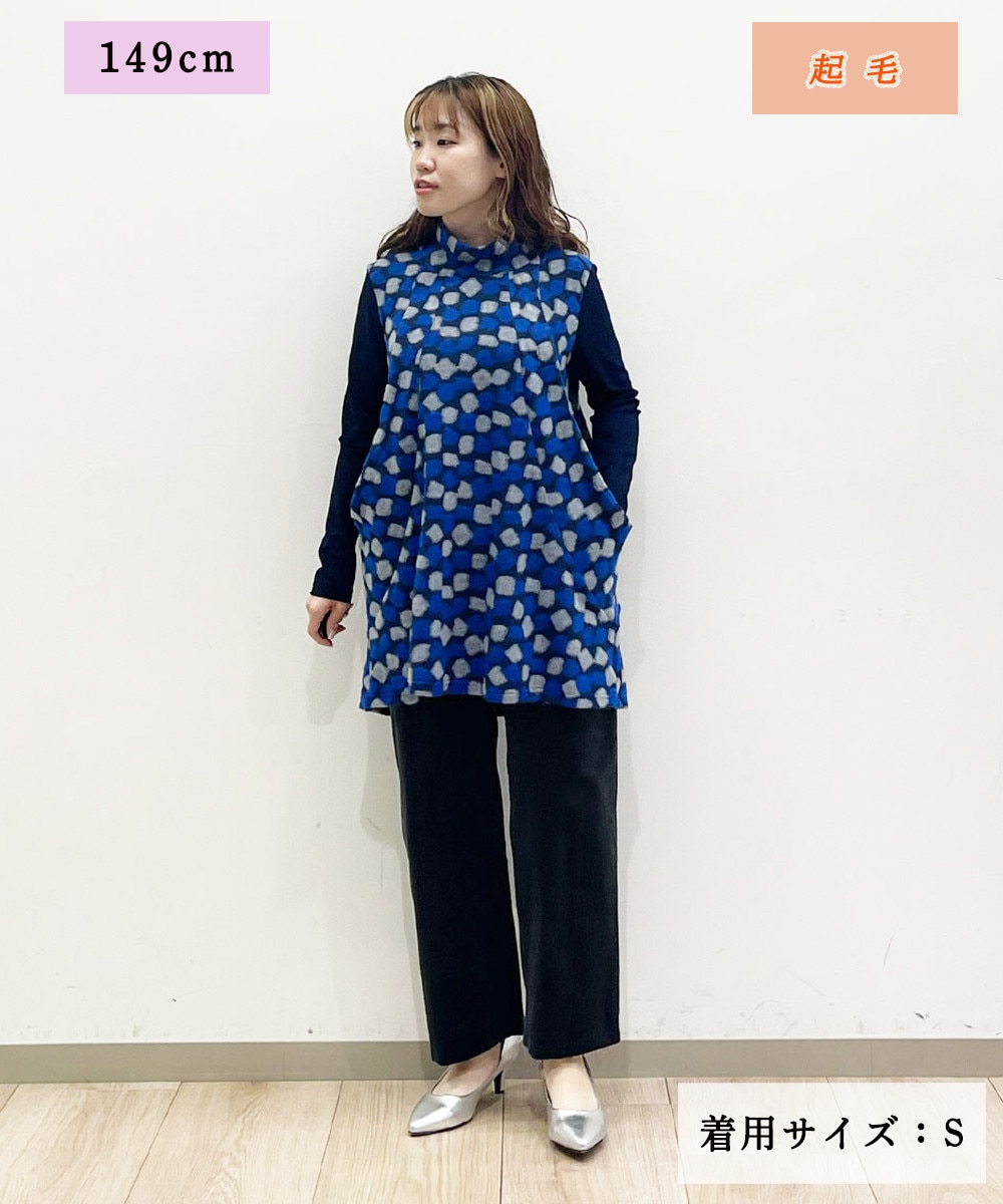 季節ムードを引き寄せるコーデュロイパンツ