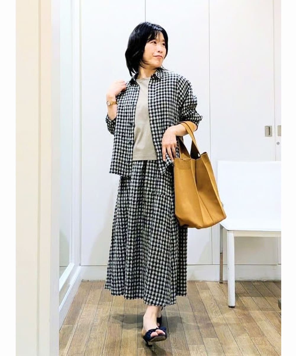 リゾートにぴったりの爽やかコーデ