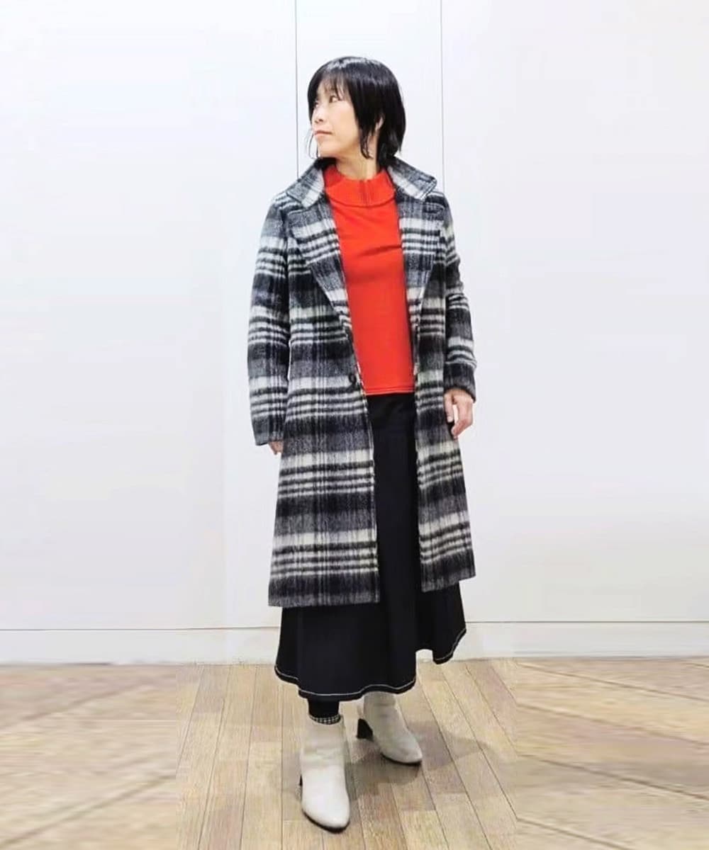 さっと羽織るだけで決まる主役級コート