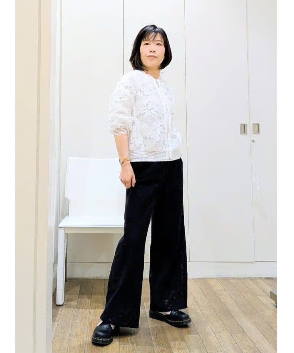 大人シックなモノトーンコーデ