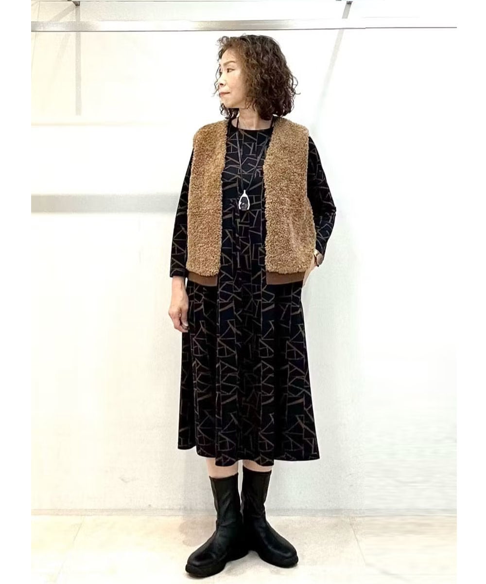 今年らしいロゴワンピース