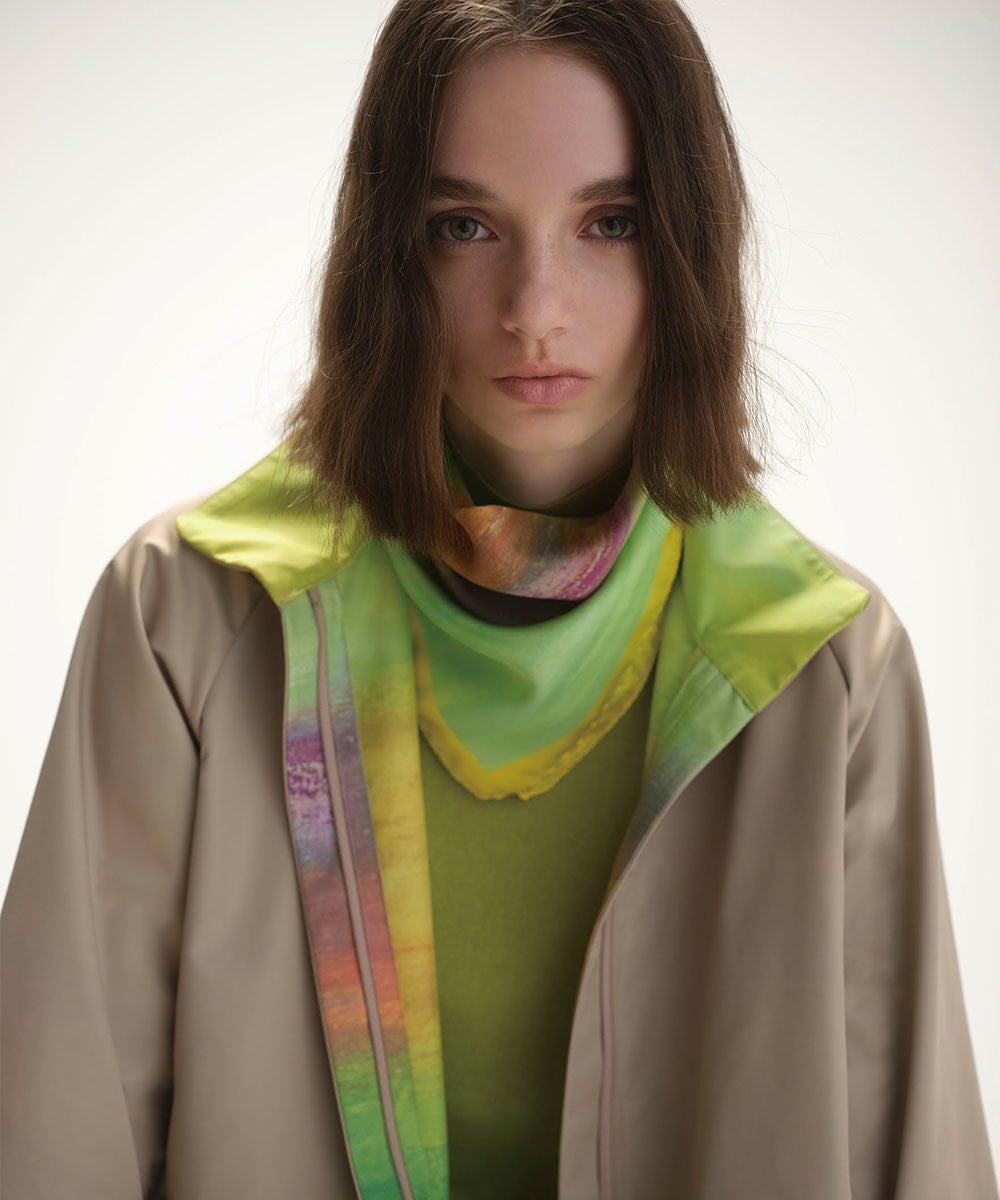 Reversible jacket × silk scarf