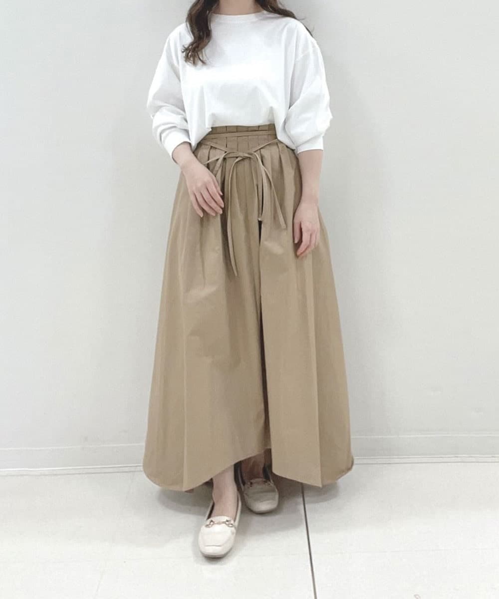 WHITE×BEIGE