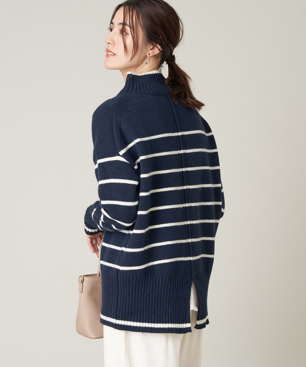 バックスリットニット