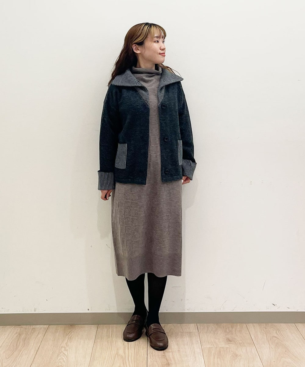 シンプルだからこそ、着回しが効くワンピース