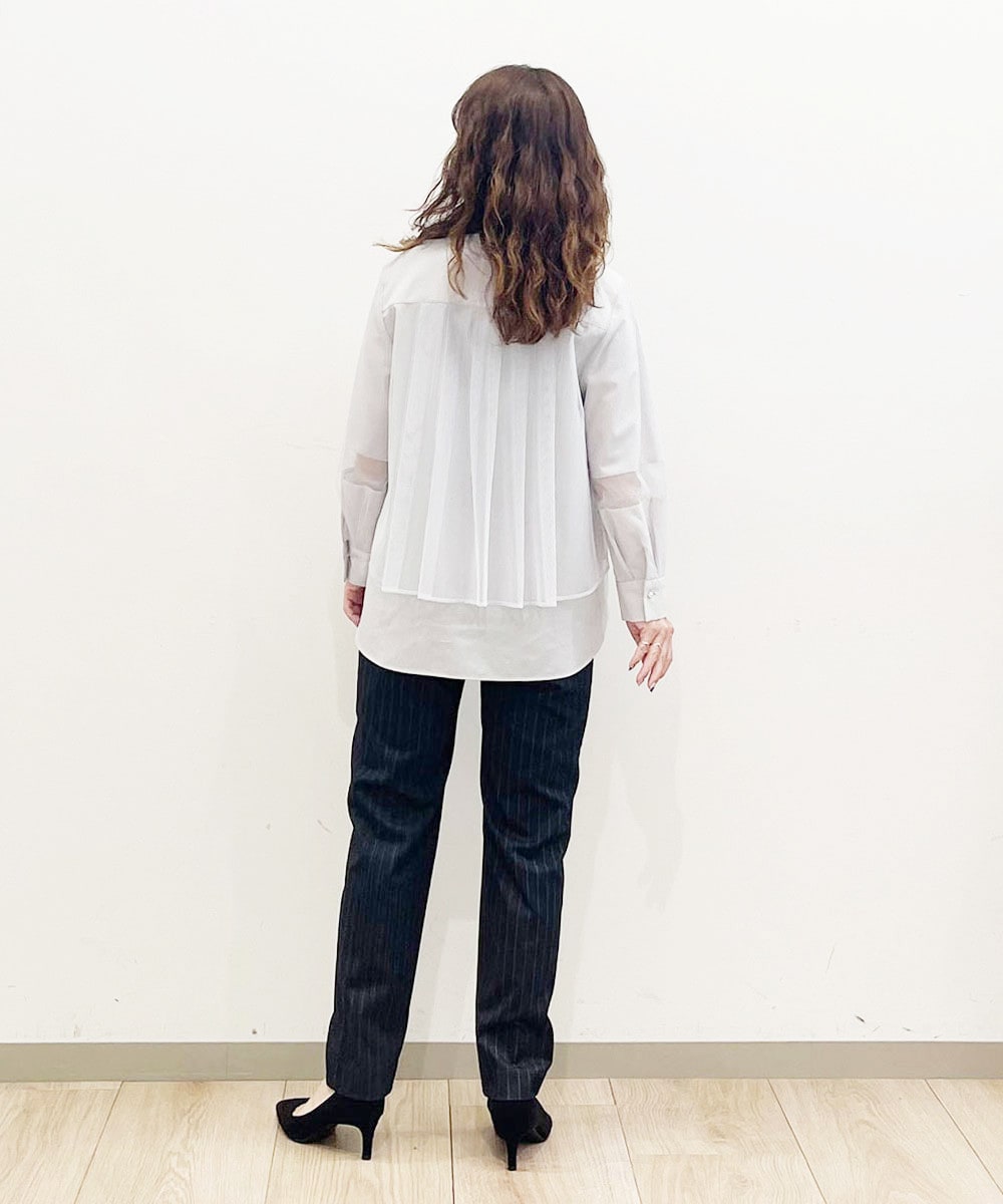 チュール重ねで上品で華やかな一枚