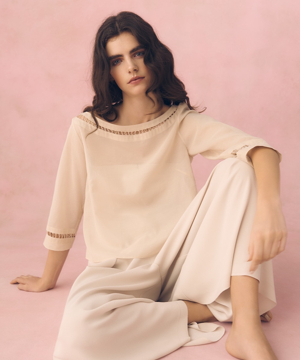 Hand embroidery blouse
