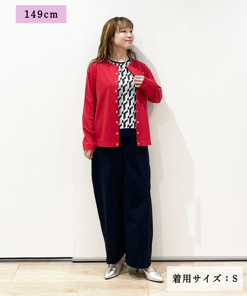 パッと目を引くレッドで鮮度感アップ			