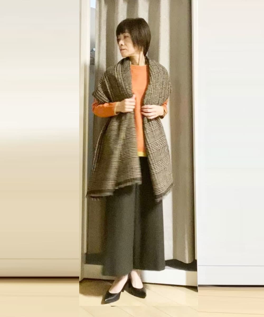 軽やかで動きやすく、紅葉散歩に