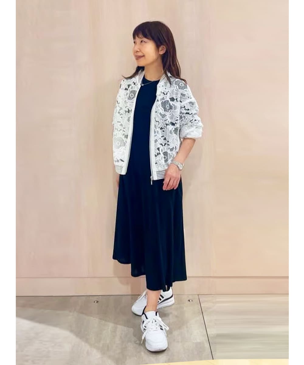 美しいシルエットが魅力のワンピース