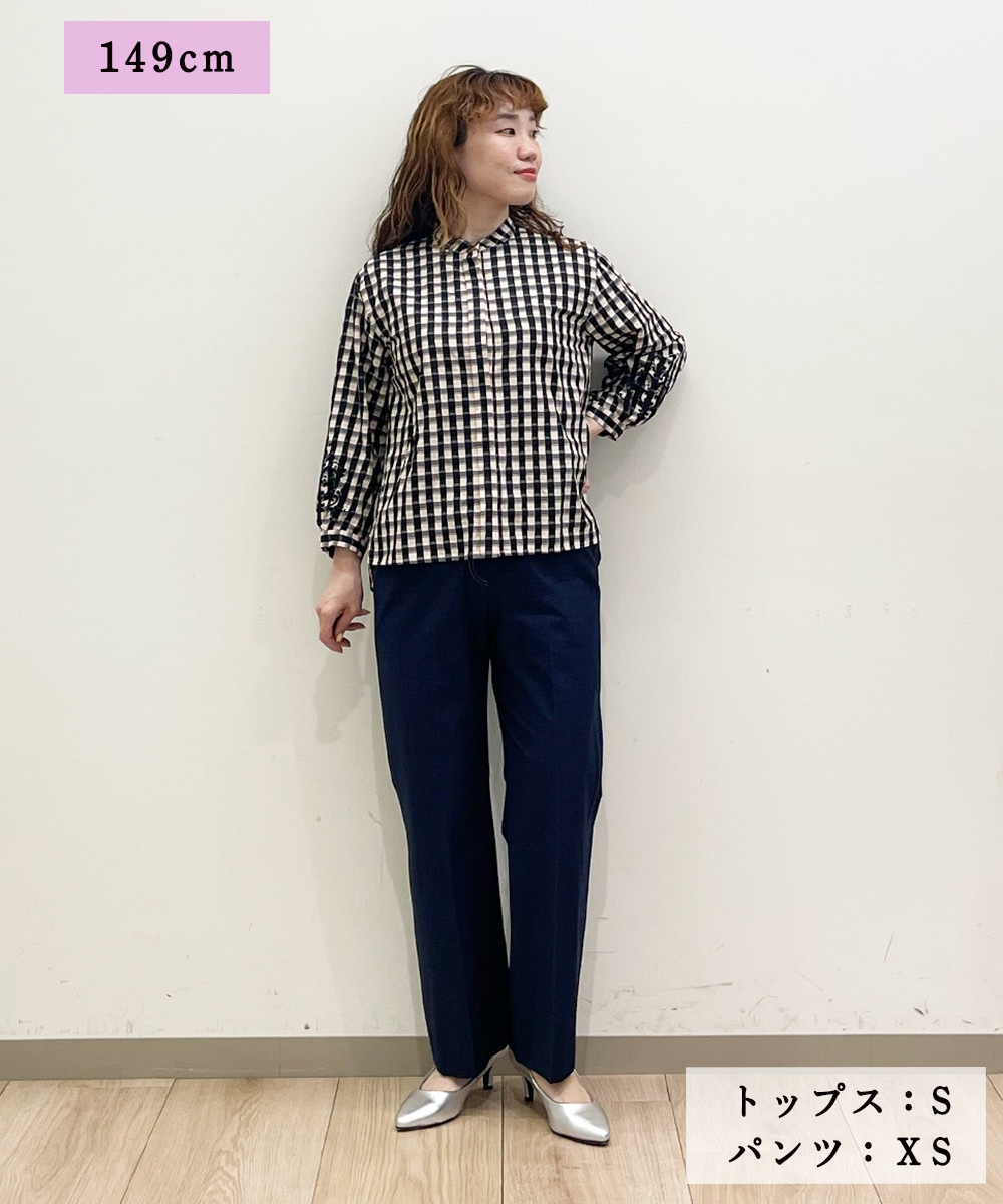 きれいめ上品に穿けるデニムライクパンツ