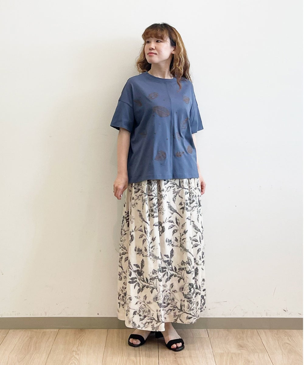刺繍デザインがコーデのアクセントに