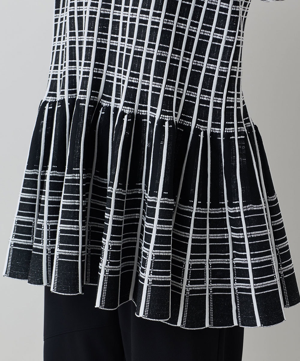 チェックジャカード立体ヘムチュニック