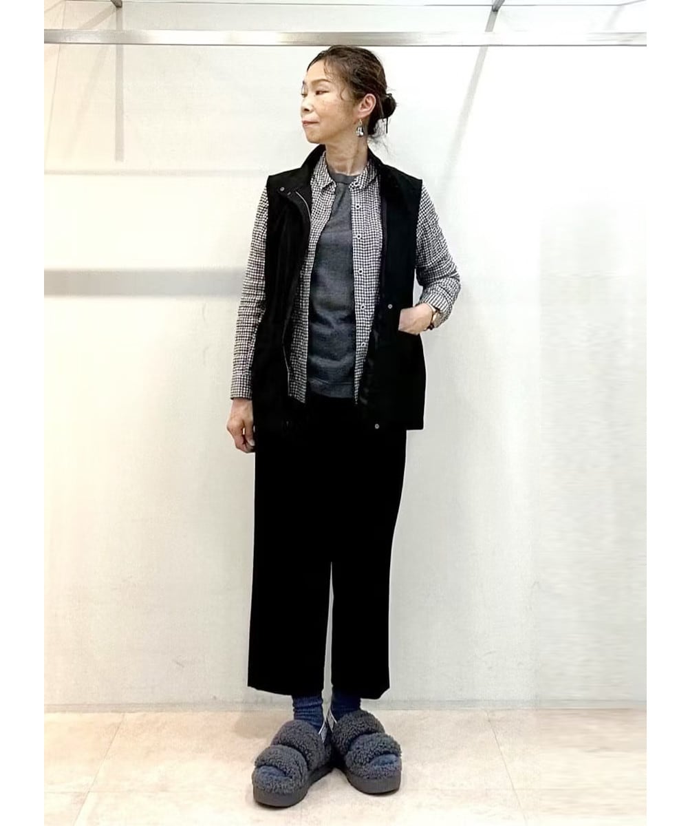 大人カジュアルにぴったりなフーディージャケット