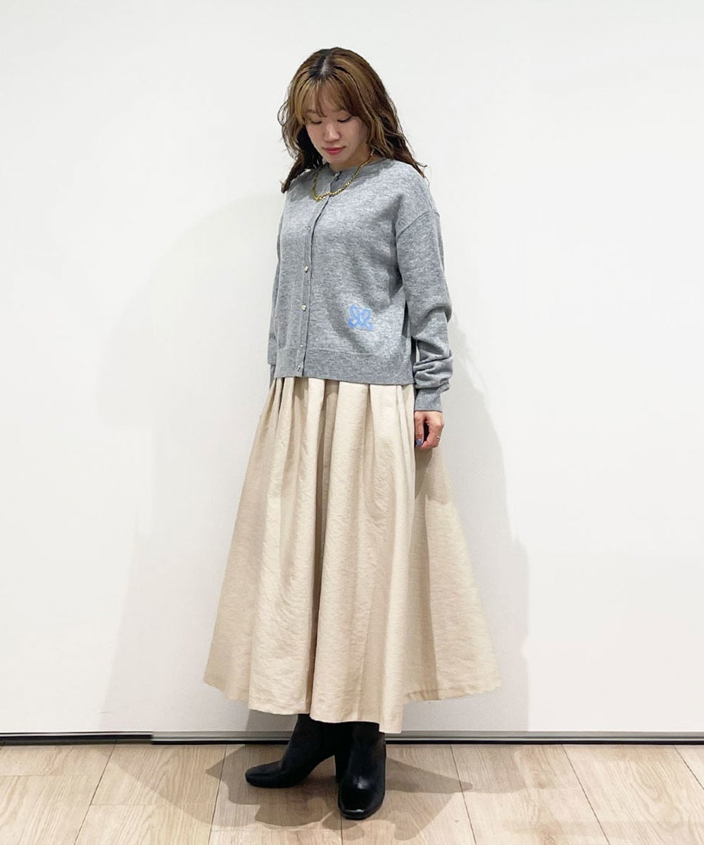 シンプルで合わせやすく着回しも◎