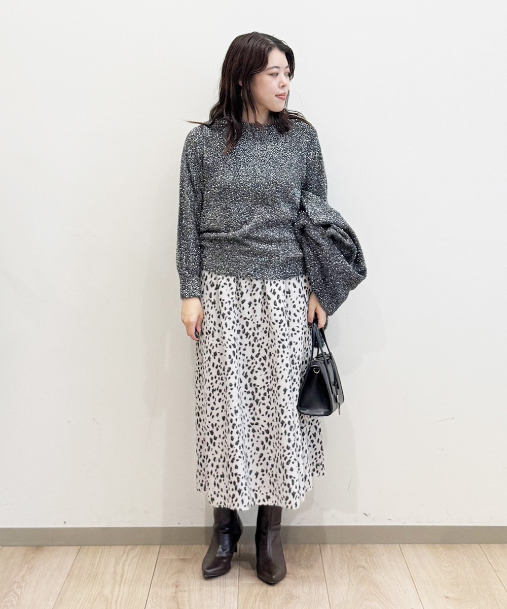 華やぐ着こなしで特別な時間を