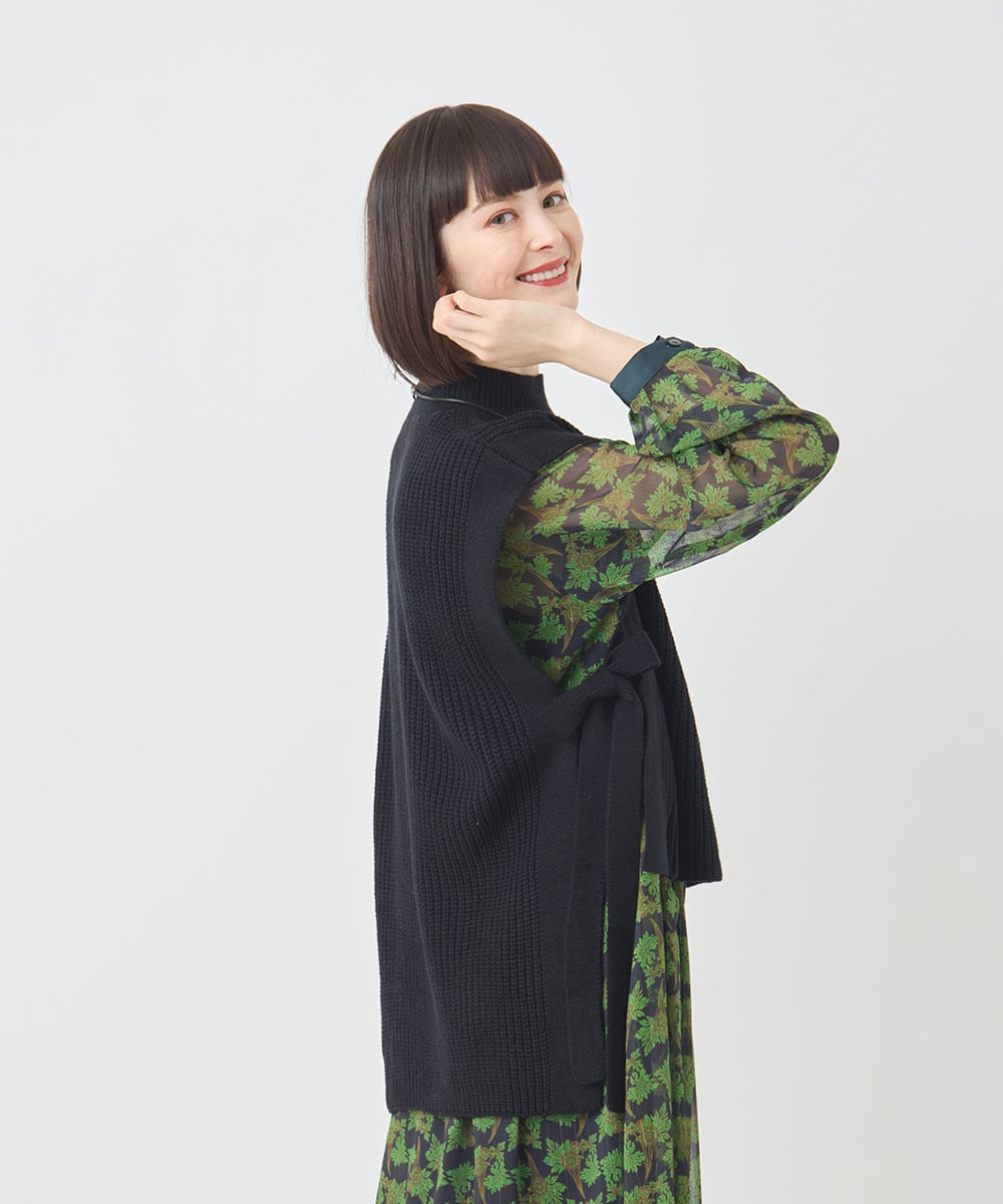 ボタニカルプリント楊柳ワンピース