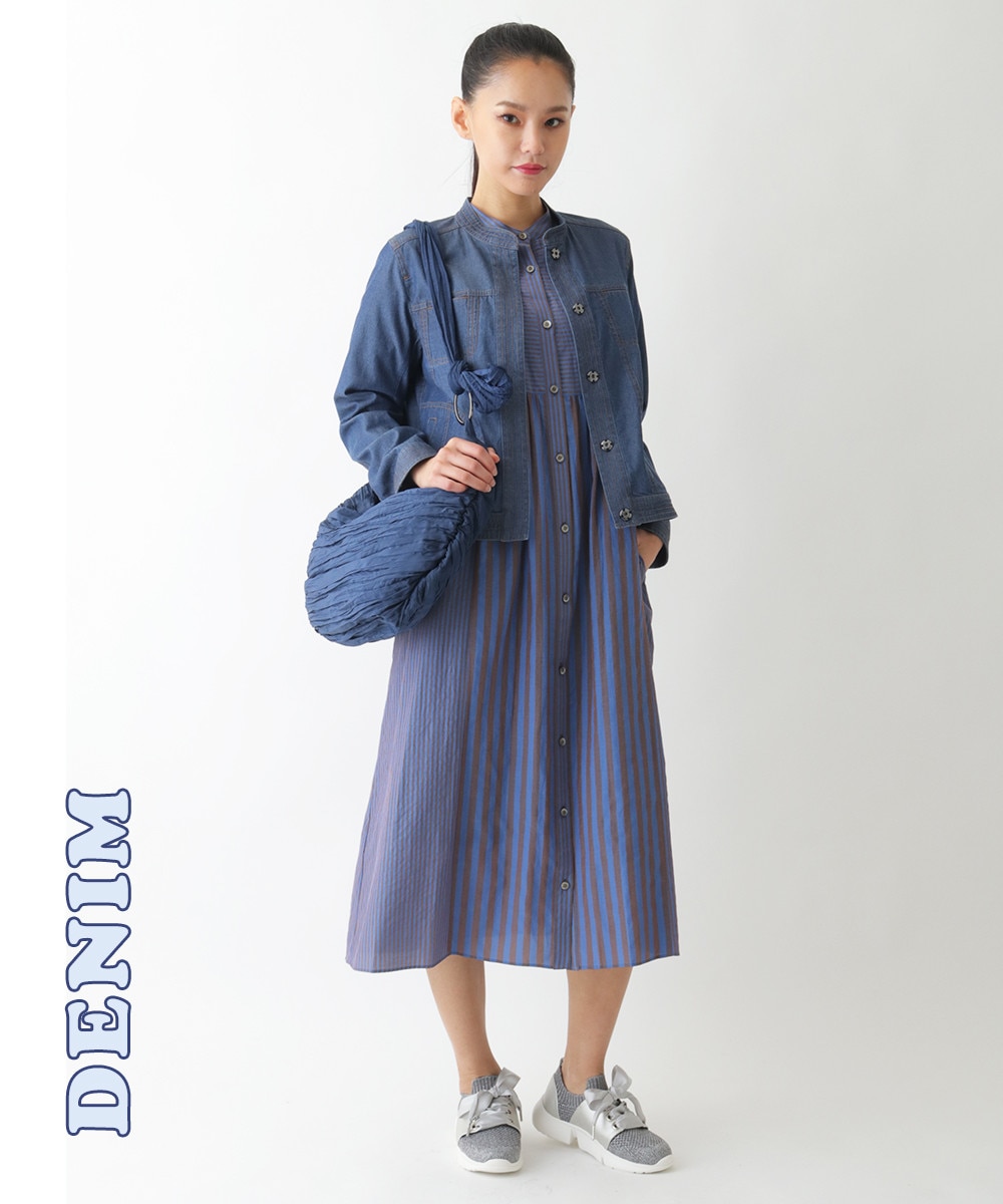 ストライプドレスにデニムジャケット