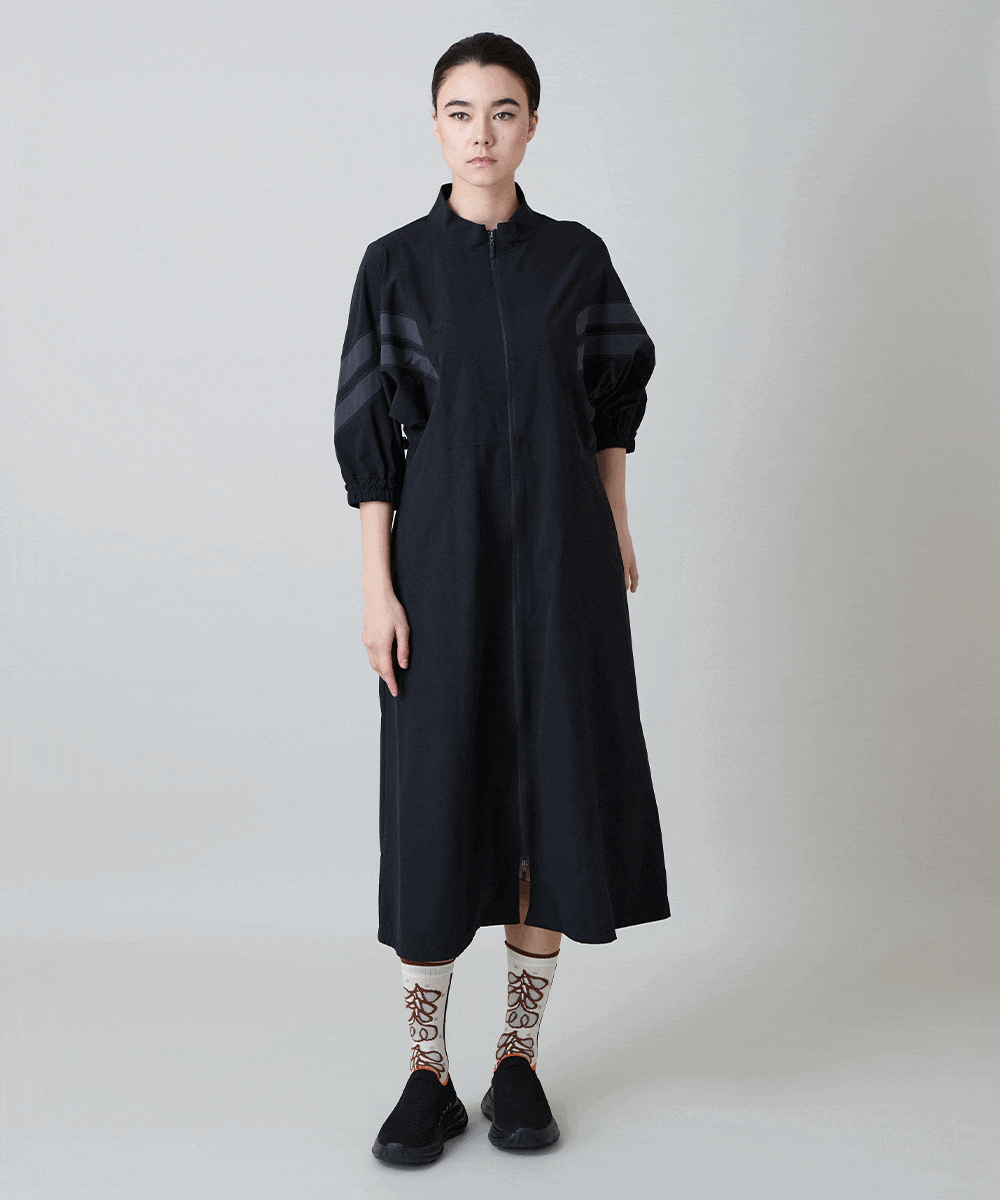 配色ラインフロントジップワンピース