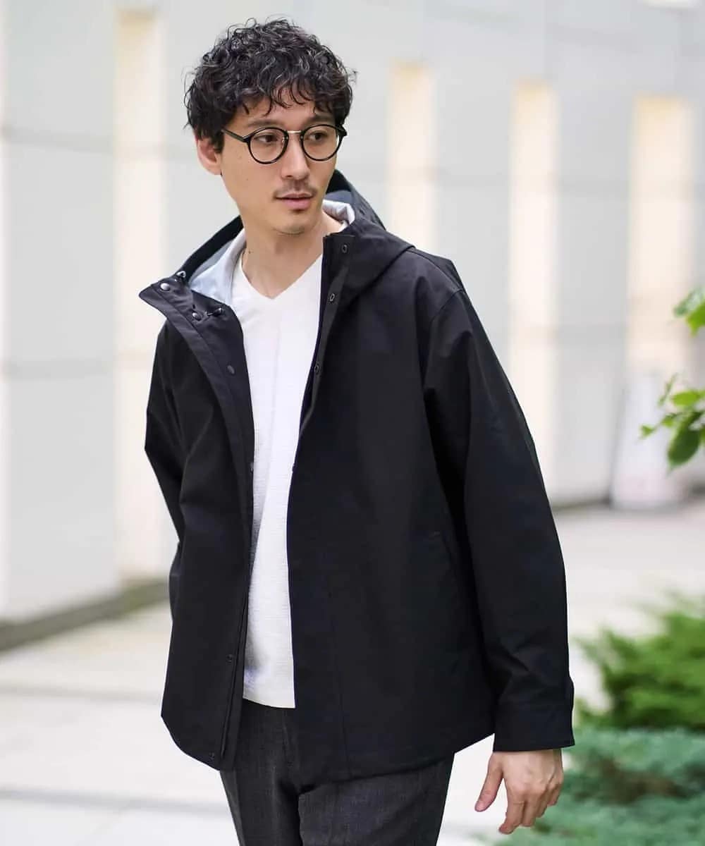 人気急上昇中のマウンテンパーカーが今だけお買い得価格に！