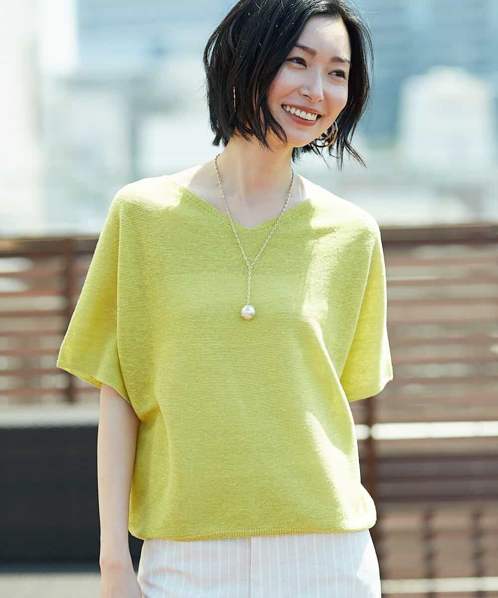 肩や二の腕をカバーできる、ミッシェルクランの洗えるサマーニット